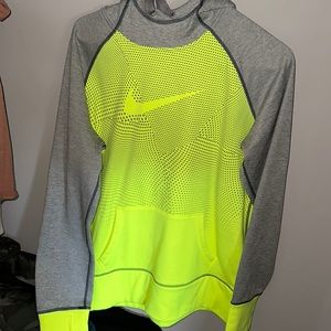 Nike women’s hoodie